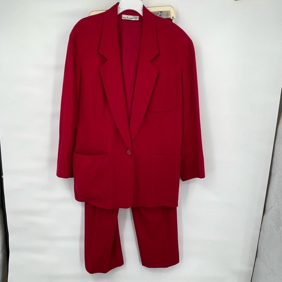Anne Klein Pants - Vintage Anne Kein red wool cashmere blend pant suit